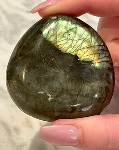 Labradorite stone 